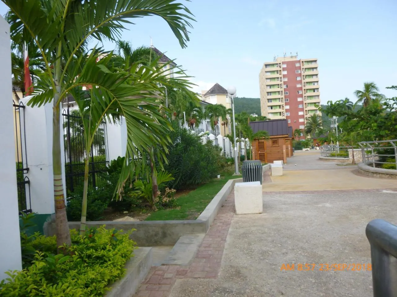 Hotel Sandcastles Holiday #C9 Ocho Rios